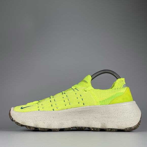 Nike Space Hippie 04 Womens Size 7.5 Green Flyknit Running Sneaker Athletic Shoe - Picture 7 of 9